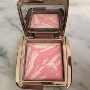Hourglass Ambient Lighting Blush Ethereal Glow
